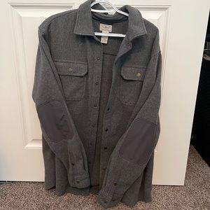 Men’s size Large LL Bean thick button up